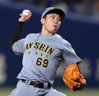 ９回を無失点に抑える石井（撮影・田中太一）