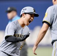 　３回、ソロを放った中川は本塁へ走る（撮影・田中太一）