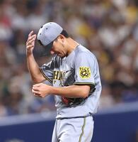 　５回、上林に同点となる適時打を浴びた伊藤将（撮影・北村雅宏）