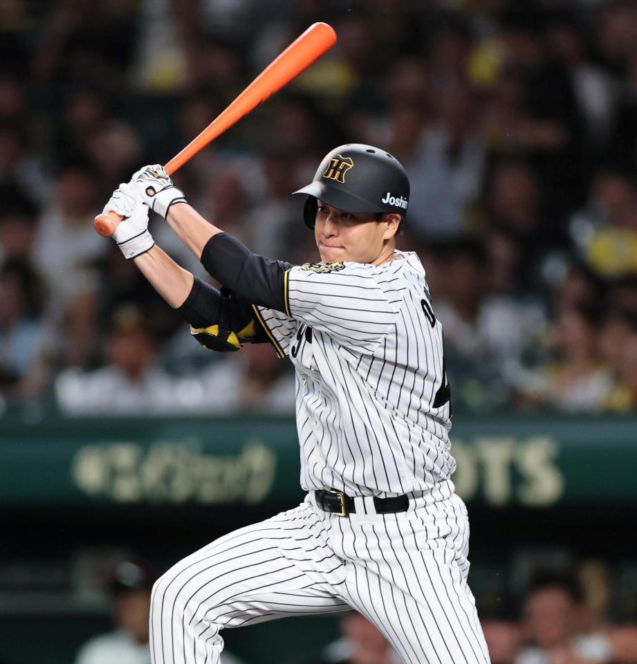 １回、適時打を放つ大竹（撮影・田中太一）