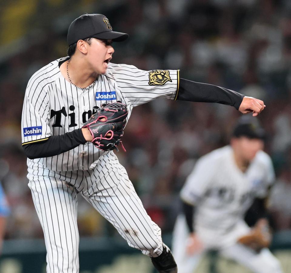 　先発し投げ込む門別（撮影・田中太一）