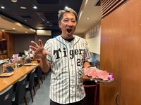 「神戸ビーフ焼肉 お加虎」の店主・加藤隆行さん＝神戸市中央区