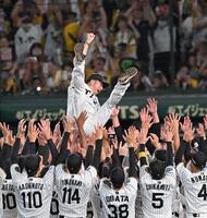 　阪神・藤川球児監督（撮影・飯室逸平）