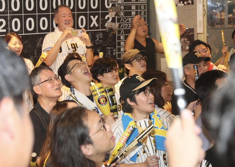 　４回、好機を生かせず、ＴＩＧＥＲ　ＳＴＡＤＩＵＭに落胆が広がる（撮影・石井剣太郎）