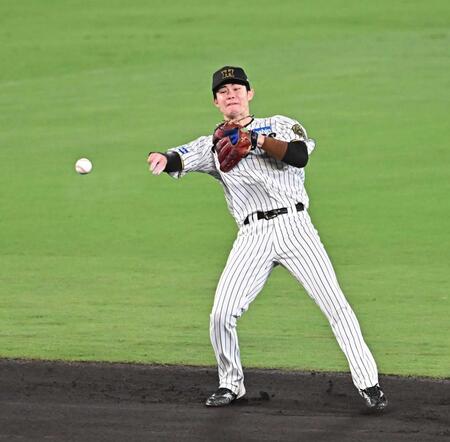 　内野の中心となって堅守を構築した中野