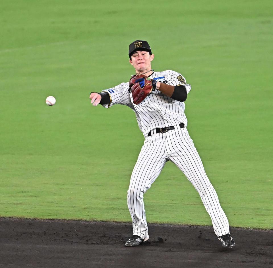 　内野の中心となって堅守を構築した中野