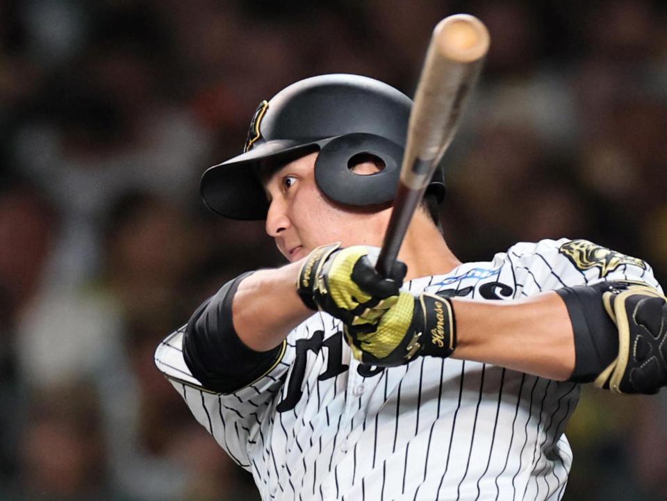 　２回、安打を放つ井坪（撮影・田中太一）