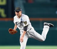 　先発し力投する大竹（撮影・北村雅宏）