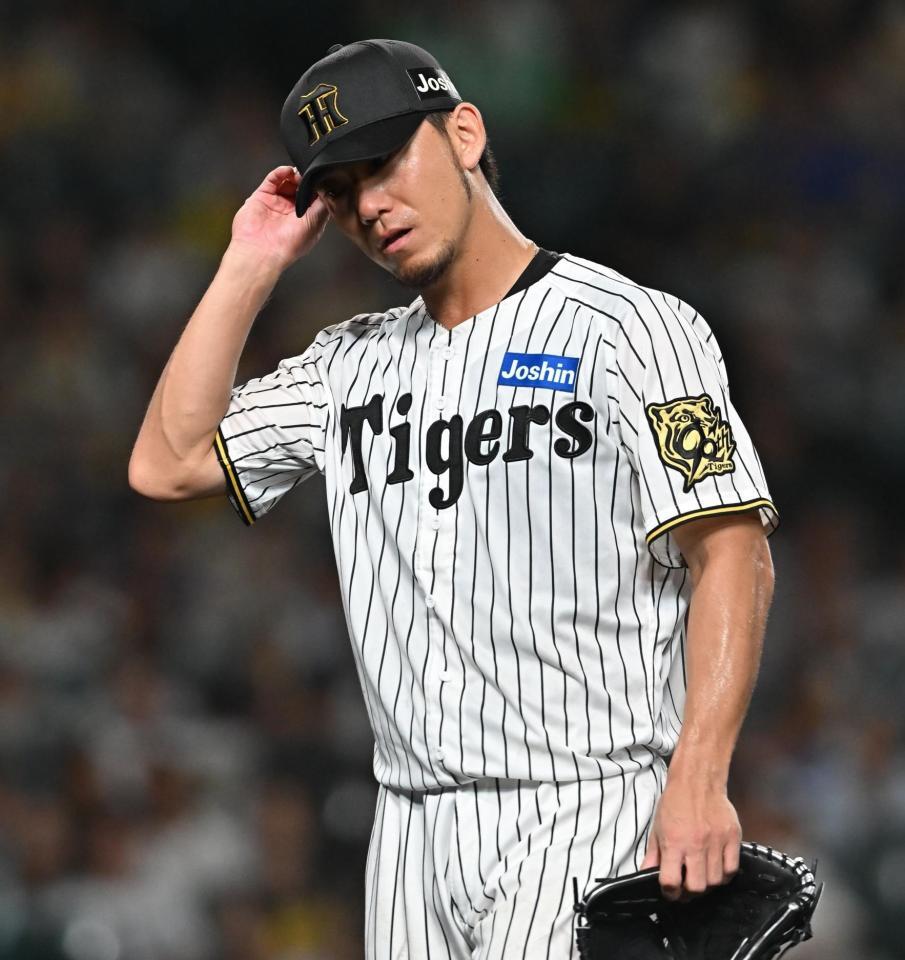 　７回途中、降板する伊藤将（撮影・西田忠信）