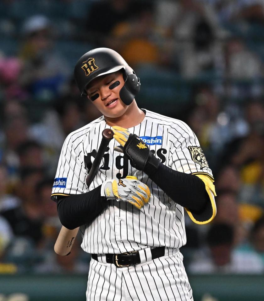 　１回、見逃し三振に倒れた森下（撮影・西田忠信）