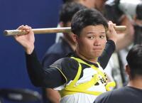 　試合前、トレーニングする森下（撮影・北村雅宏）