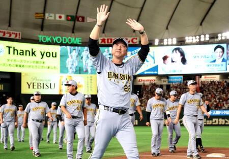 阪神・藤川監督　勝負手ズバリ！五回一挙７点もラスト伝統の一戦飾れず「どっちに転ぶかいつも分からないですから」