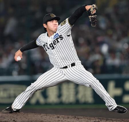 　８回、中日打線を３者連続三振に仕留める工藤（撮影・田中太一）