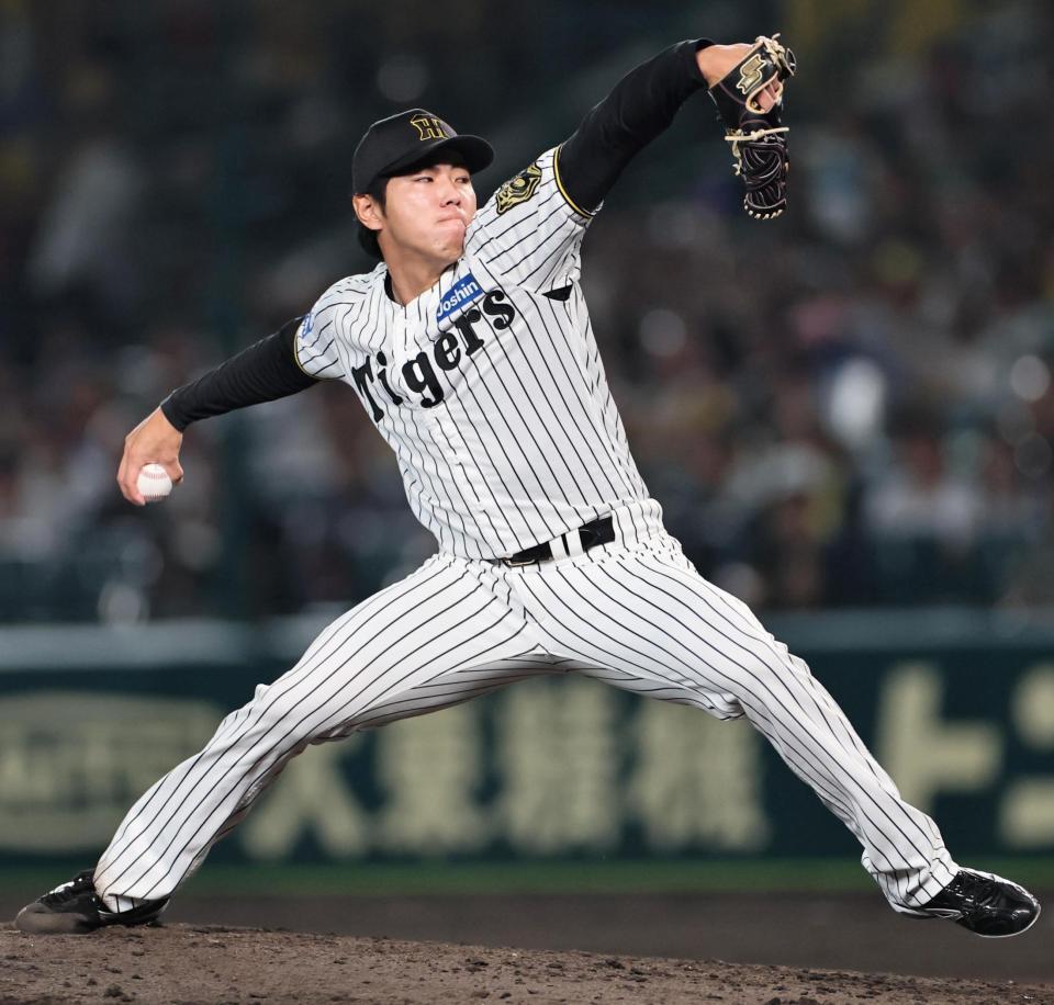 　８回、中日打線を３者連続三振に仕留める工藤（撮影・田中太一）