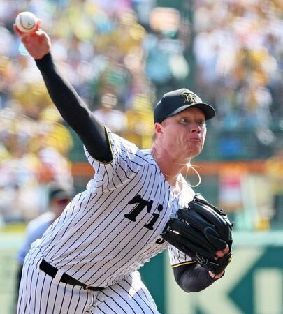 　中日打線を相手に力投するネルソン（撮影・立川洋一郎）