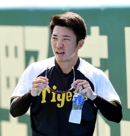 　練習に汗を流す石井（撮影・山口登）