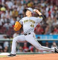 　先発し、力投する大竹（撮影・市尻達拡）