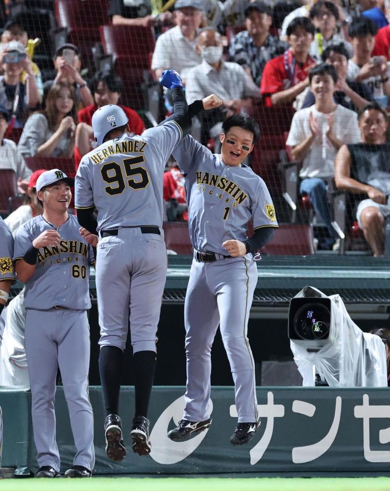 阪神・森下翔太 佐藤輝ベンチ外で初めて打った本塁打