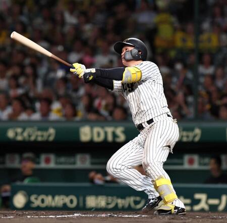 　５回、ソロを放つ森下