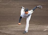 　５回、２番手で登板し力投する工藤（撮影・山口登）