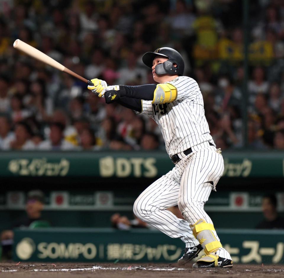 　５回、ソロを放つ森下