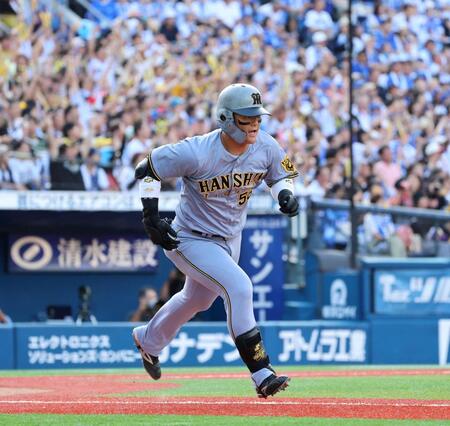 　５回、同点打を放った前川（撮影・棚橋慶太）