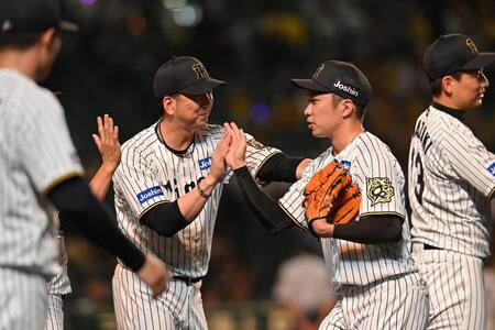 ダイバーズ 大会 賞状 優勝 阪神快勝 石井大智は48回連続無失点で球団新記録 村上は13