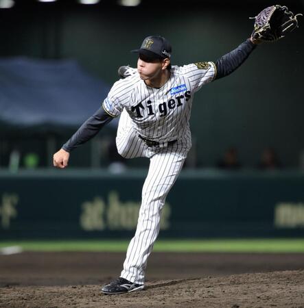 　７回、２番手で登板した工藤（撮影・坂部計介）