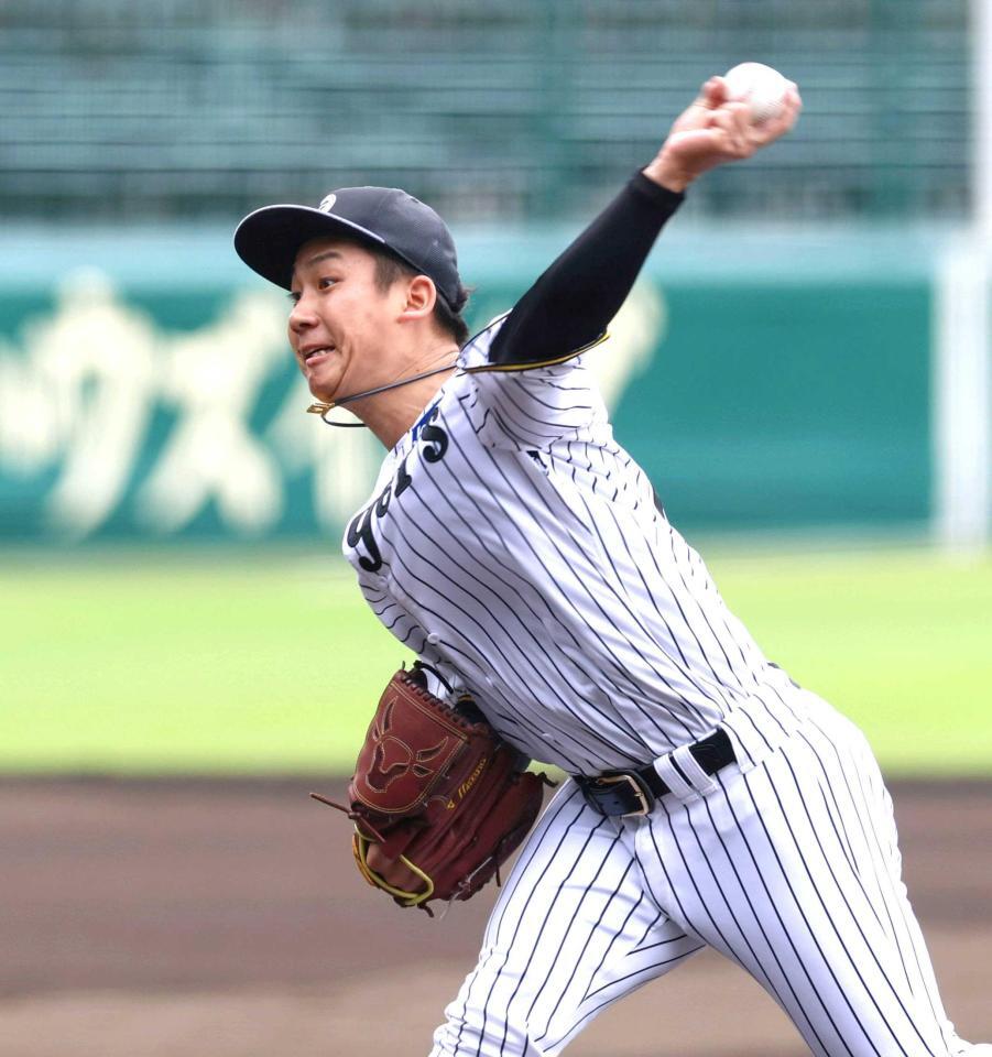 　マウンドで強めのボールを投げる伊原（撮影・北村雅宏）