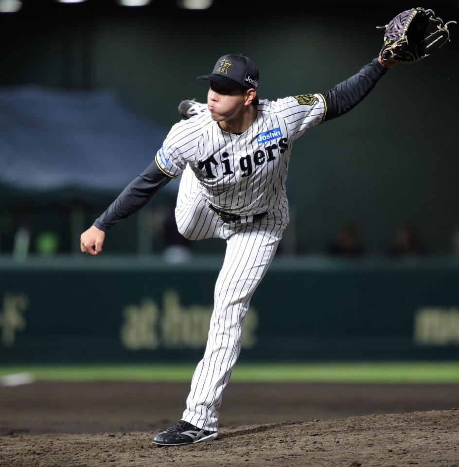 　７回、２番手で登板した工藤（撮影・坂部計介）