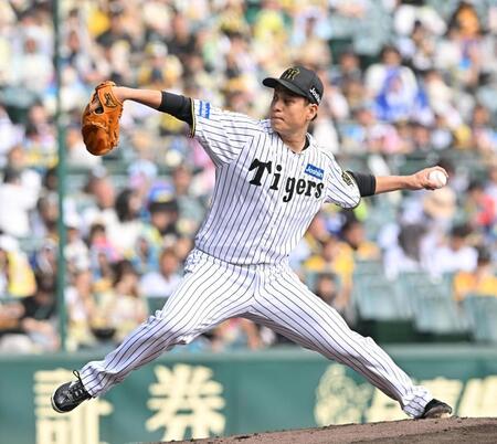 　力投する先発の大竹（撮影・西田忠信）