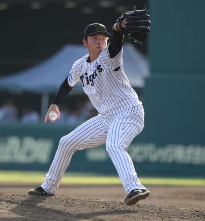 　７回、２番手で登板した椎葉（撮影・坂部計介）