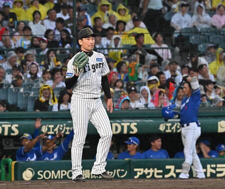 阪神・岩崎で九回に逆転許す　１点リード逃げ切れず３失点　伊原の６勝目も消滅