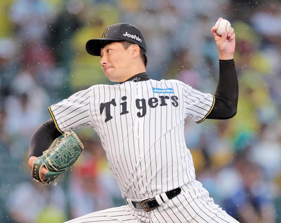 　９回に登板する岩崎