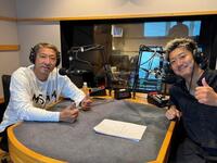 　初収録に臨んだ（左から）加藤隆行氏、横山雄哉氏