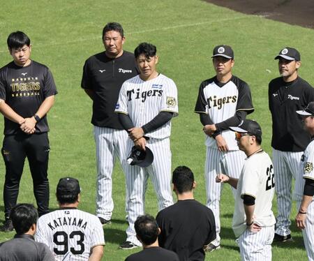 　全体練習に参加する原口（撮影・田中太一）