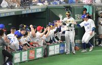 　オールスター第１戦で代打２ランを放った原口＝１９年７月１２日