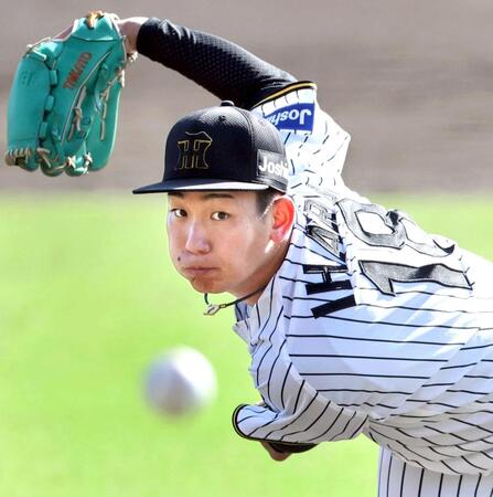 　３回を無失点に抑える伊原（撮影・田中太一）