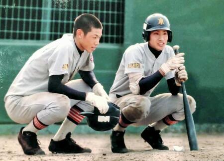 　高校時代の木浪（右）。左は同級生の京田