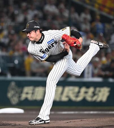 　力投する先発の才木