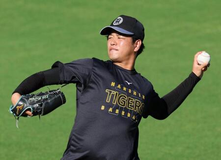 　登板へ向けて調整する高橋（撮影・立川洋一郎）