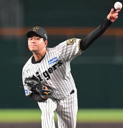 　ノーヒットピッチングを続ける高橋（撮影・飯室逸平）