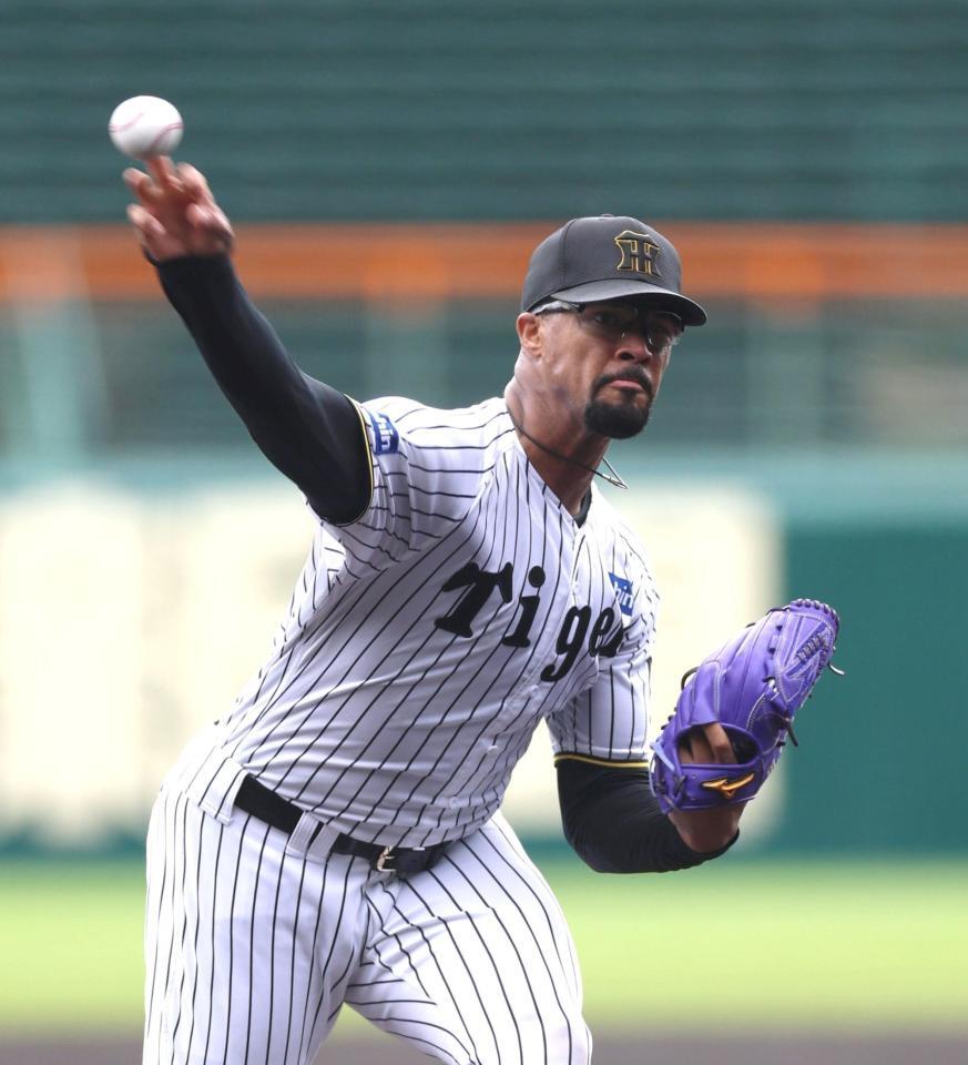 　シート打撃に登板するデュプランティエ（撮影・北村雅宏）