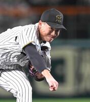 　難病を乗り越え、マウンドに立つ湯浅