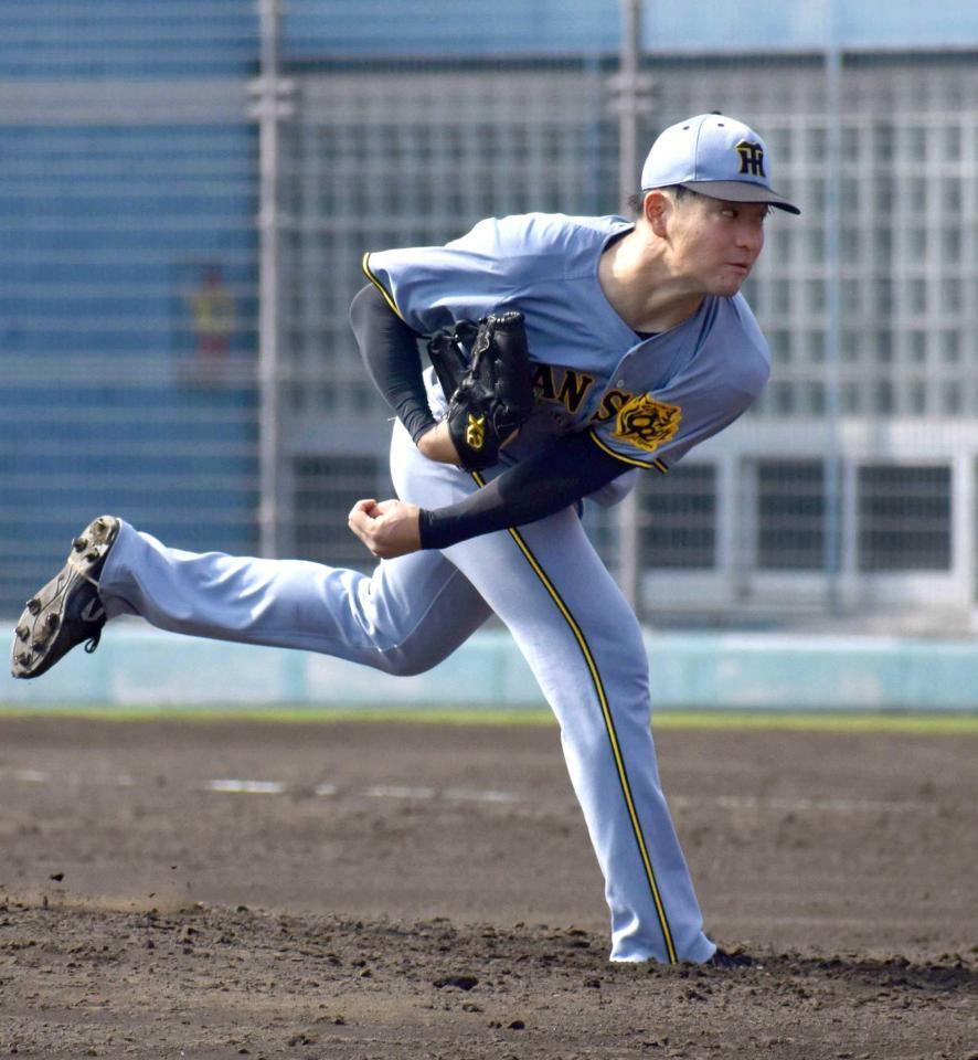 　力投する伊藤稜