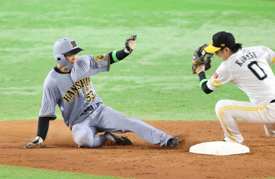 　５回、二盗を決める島田（撮影・金田祐二）