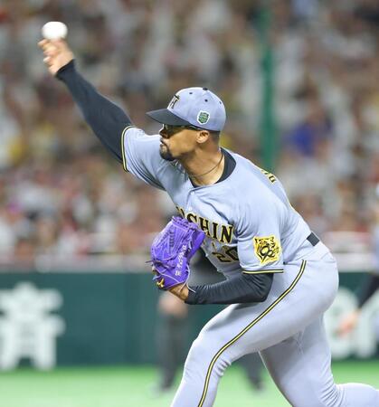 　ソフトバンク打線を相手に力投するデュプランティエ（撮影・西岡正）