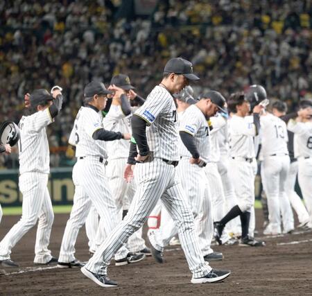 阪神・藤川監督「勝負は続きますから」「短いようで長いですから」