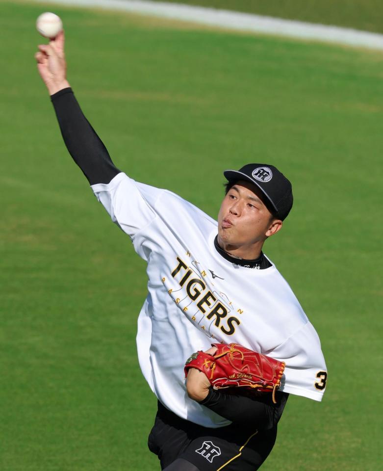 　登板へ向けて調整する才木（撮影・立川洋一郎）