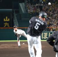 　２回、山川に先制ソロを浴びる高橋（撮影・西岡正）